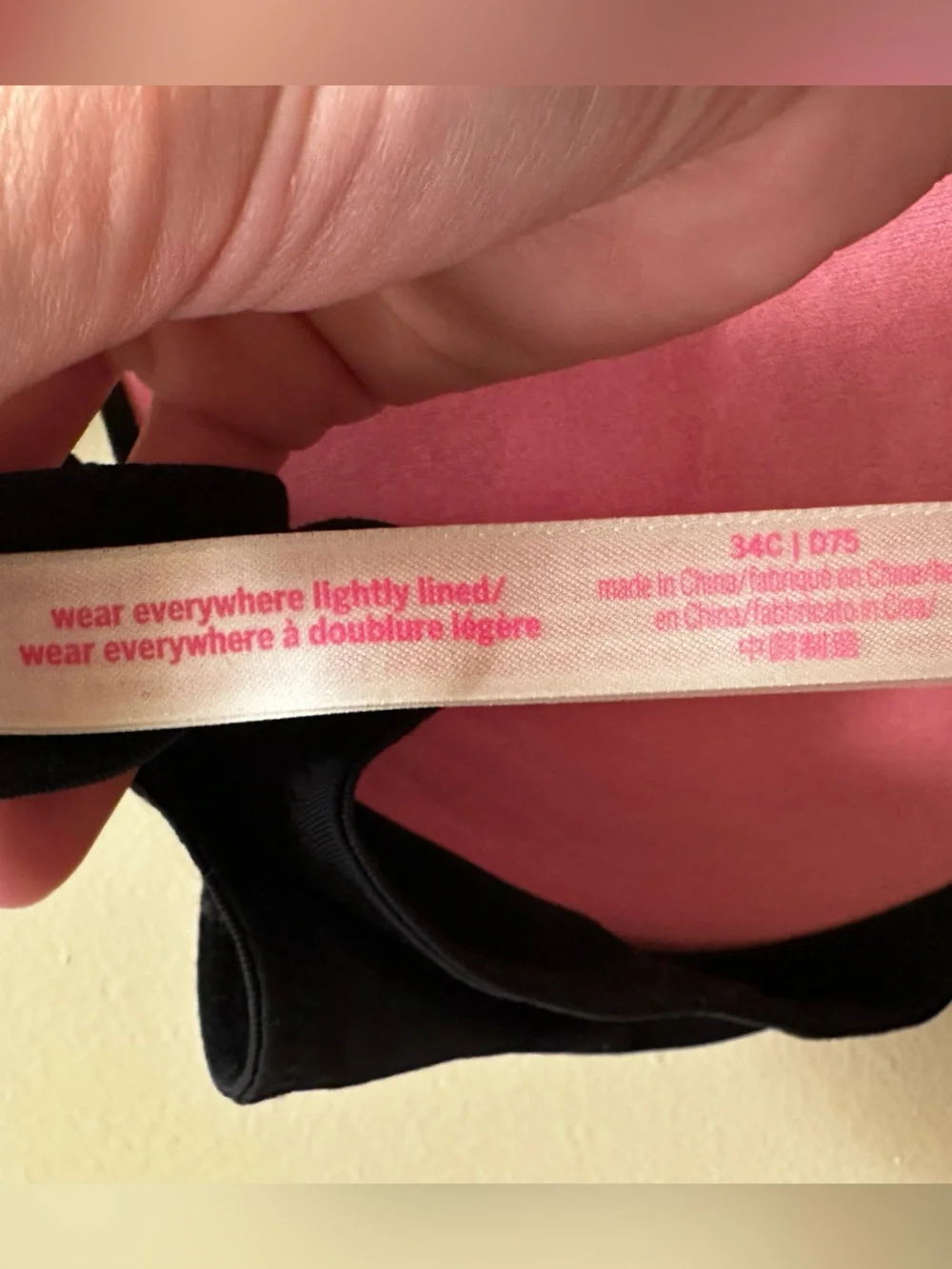 PINK Victoria's Secret Black Smooth Everywhere Bra